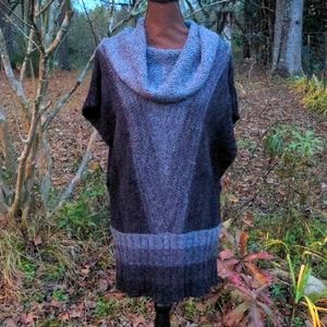 Jessica Simpson Black/Gray Sleeveless Cowl Neck Sweater